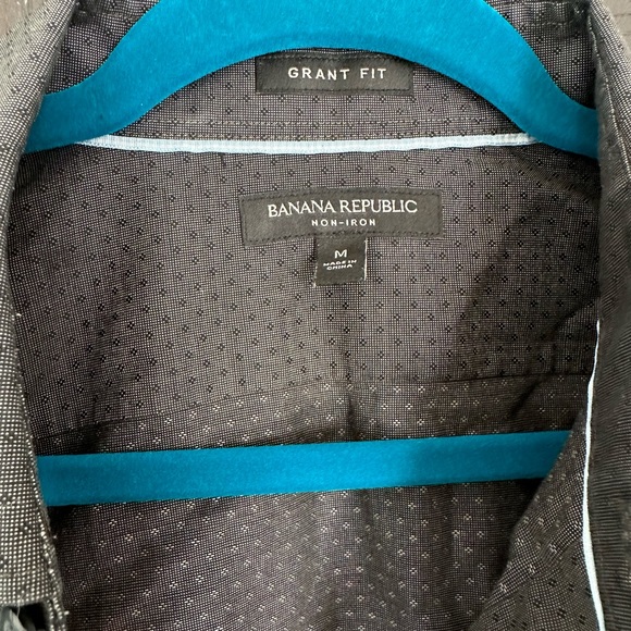 BUNDLE of 7: Men’s Dress Shirts, Medium - Picture 11 of 15